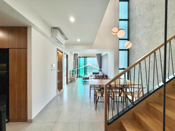 Feliz en Vista / 3BR / $1,820