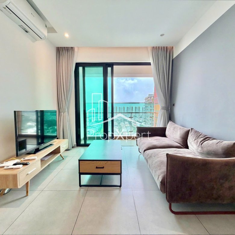 Feliz en Vista / 3BR / $1,820