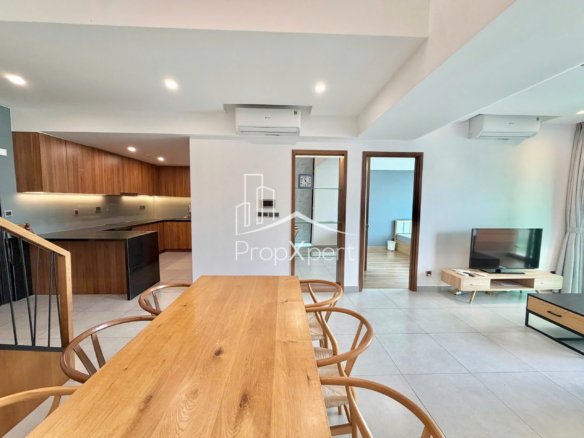 Feliz en Vista / 3BR / $1,820