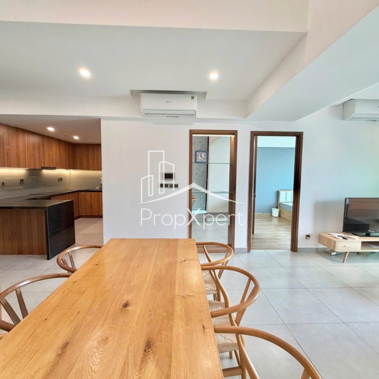 Feliz en Vista / 3BR / $1,820