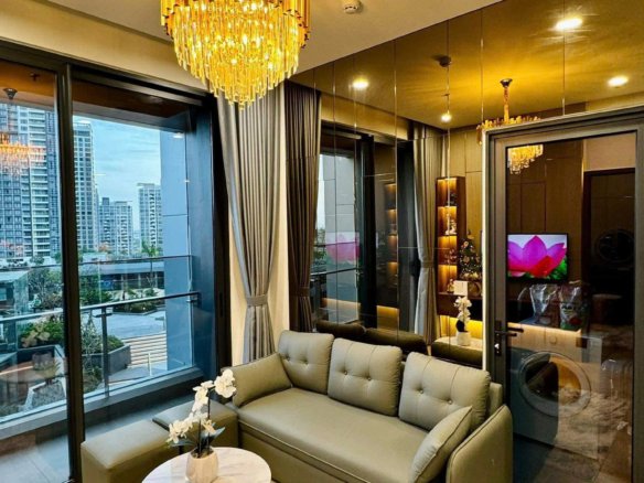 Lumiere Riverside / 1BR / $1,290