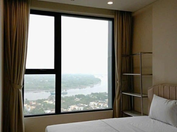 Lumiere Riverside / 3BR / $1,900