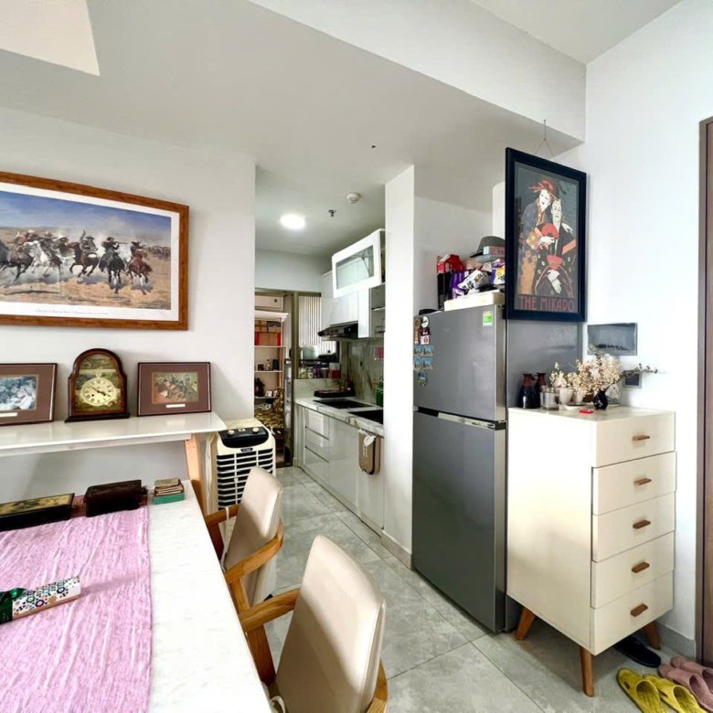 MIDTOWN / 2BR / $1,060