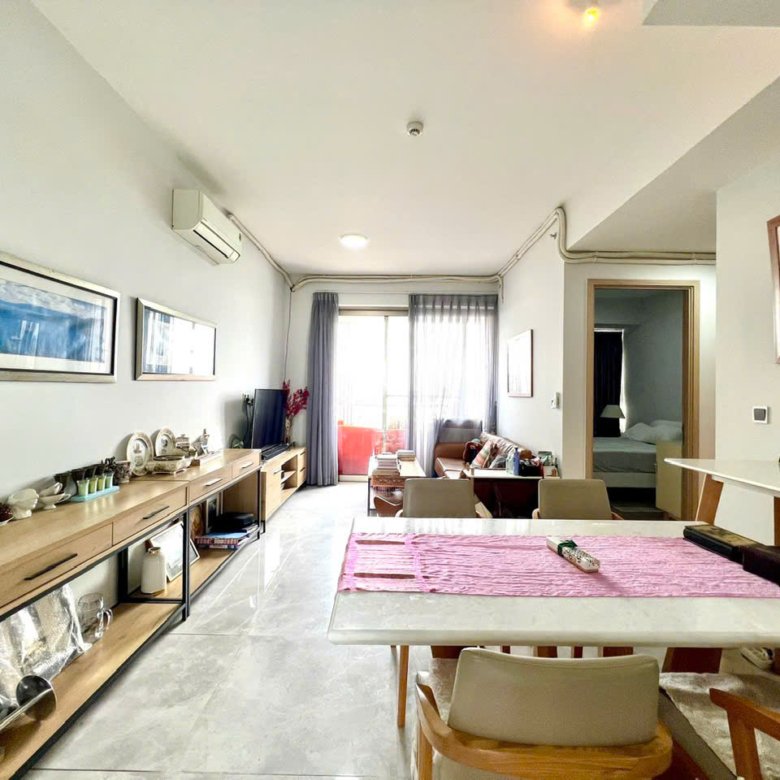 MIDTOWN / 2BR / $1,060