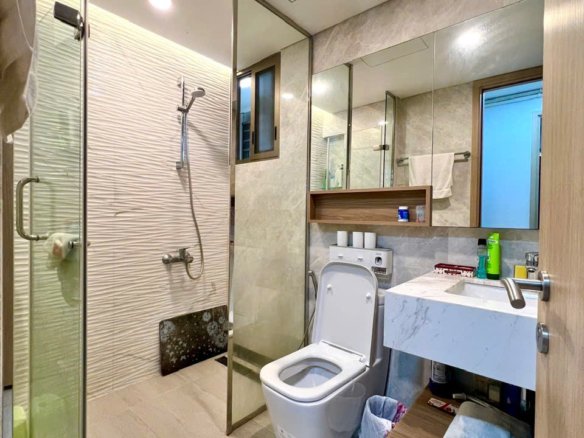 MIDTOWN / 2BR / $1,060