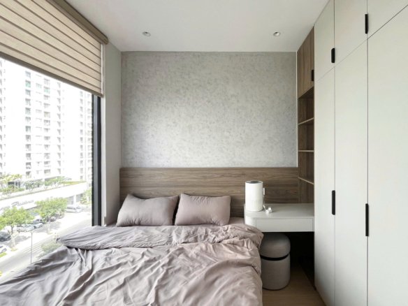 The Aurora / 2BR / $1,250