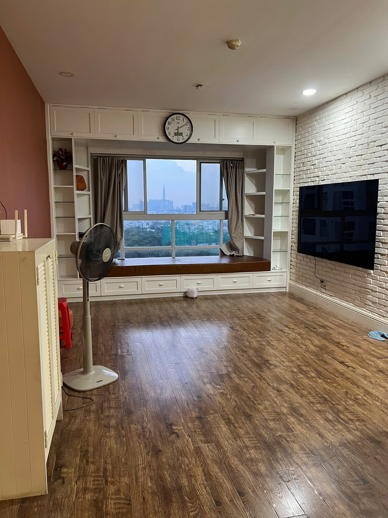 Happy Valley / 3BR / $950