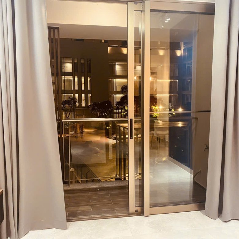 MIDTOWN / 2BR / $1,520