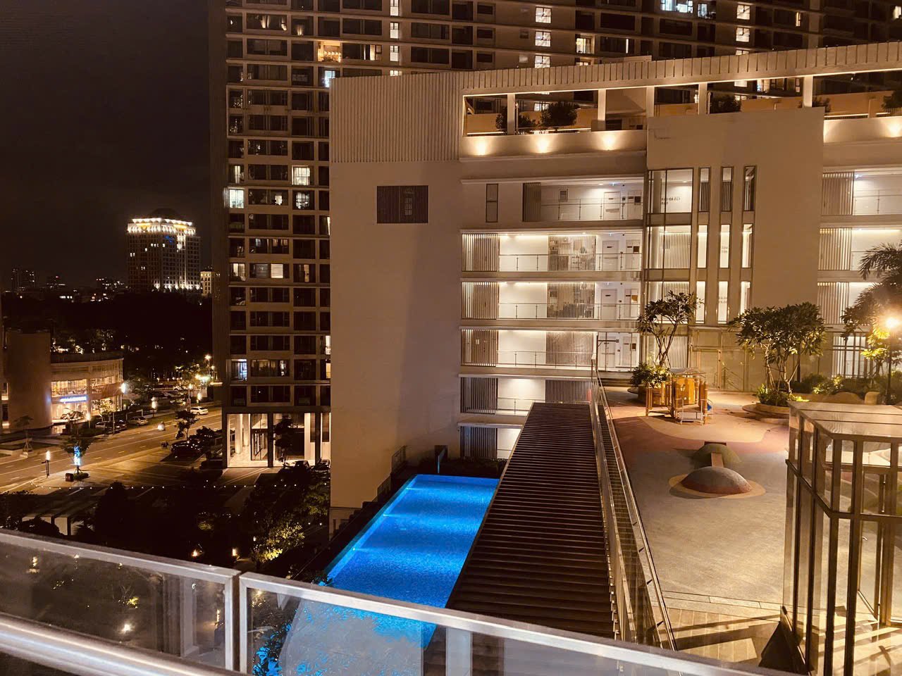 MIDTOWN / 2BR / $1,520