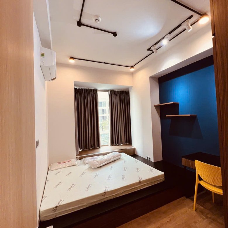 MIDTOWN / 2BR / $1,520