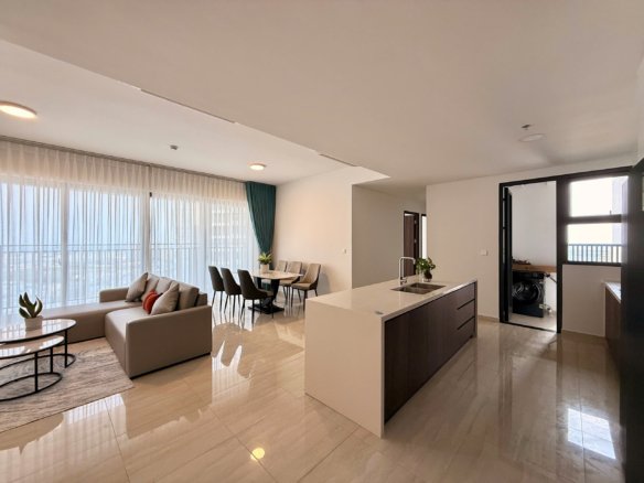 The Infinity / 3BR / $1,710