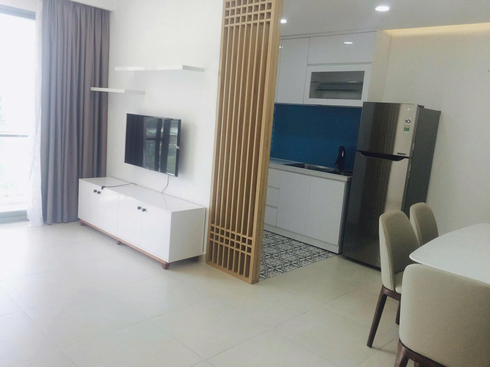 Hung Phuc / 2BR / $760