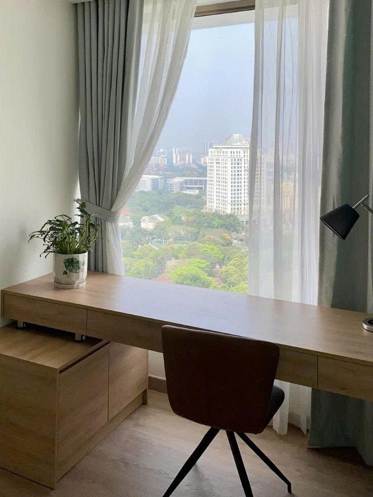 MIDTOWN / 3BR / $2,400