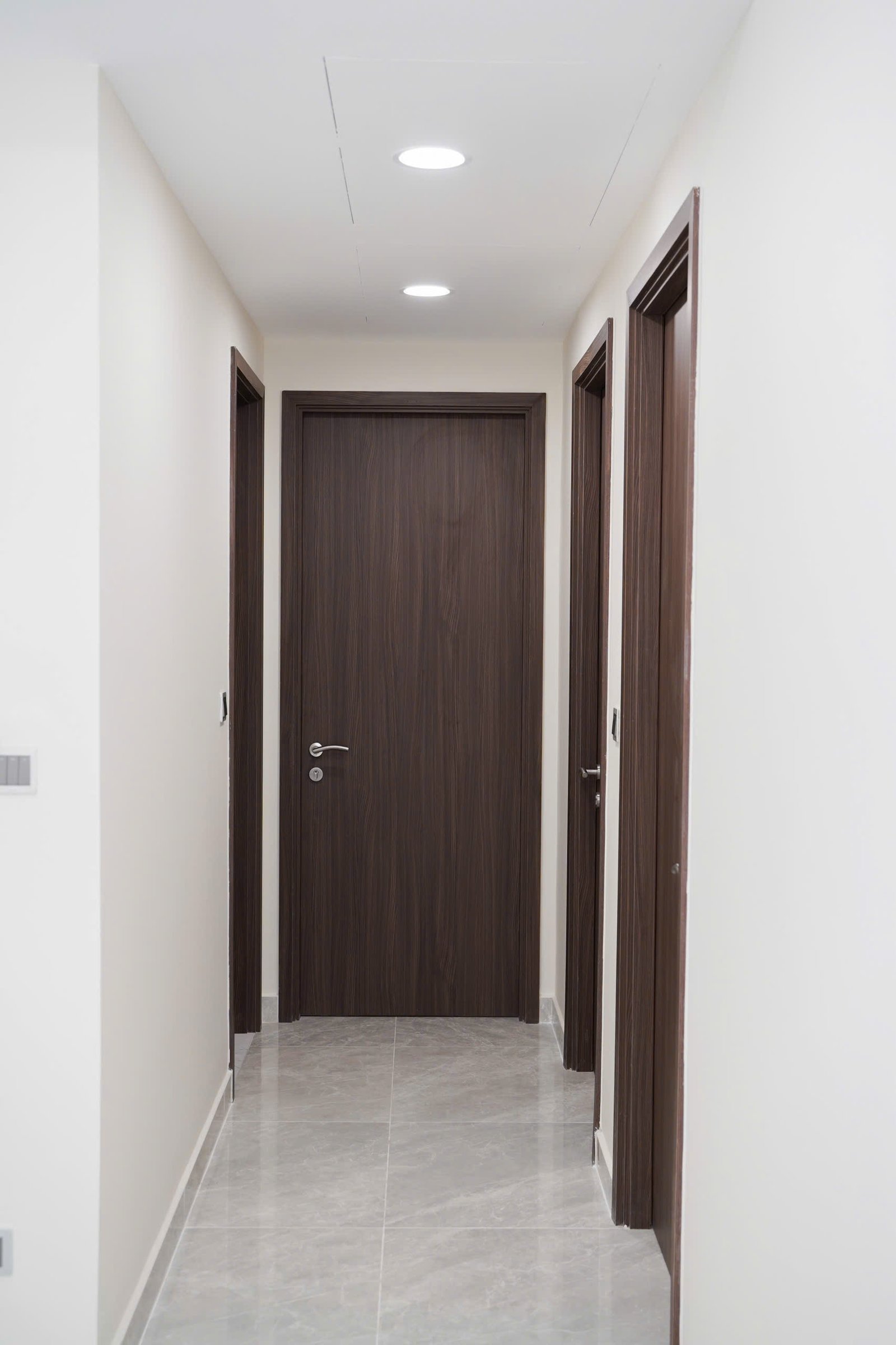 MIDTOWN / 3BR / $2,090