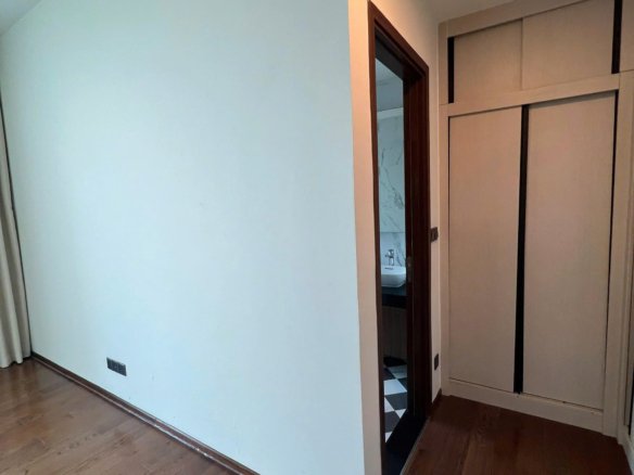 D’edge Thảo Điền / 3BR / $2,220