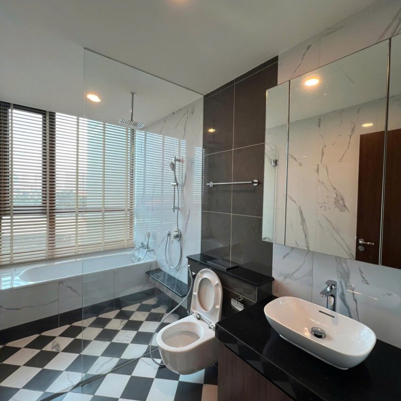 D’edge Thảo Điền / 3BR / $2,220
