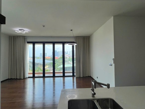 D’edge Thảo Điền / 3BR / $2,220