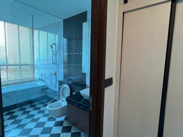 D’edge Thảo Điền / 3BR / $2,220