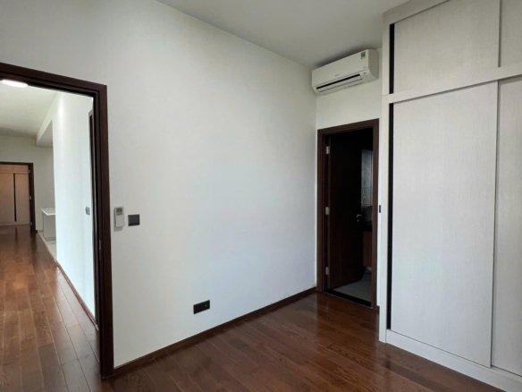 D’edge Thảo Điền / 3BR / $2,220