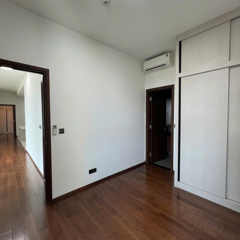 D’edge Thảo Điền / 3BR / $2,220