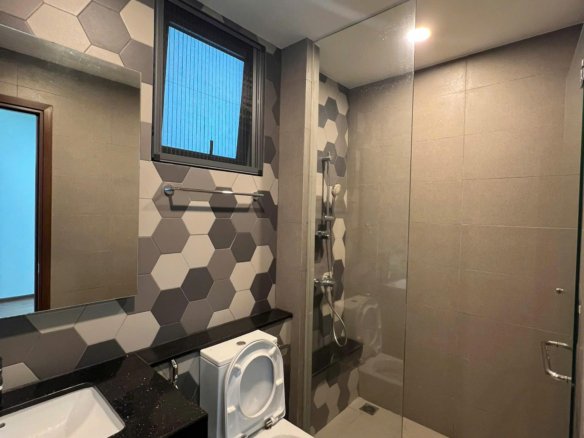 D’edge Thảo Điền / 3BR / $2,220
