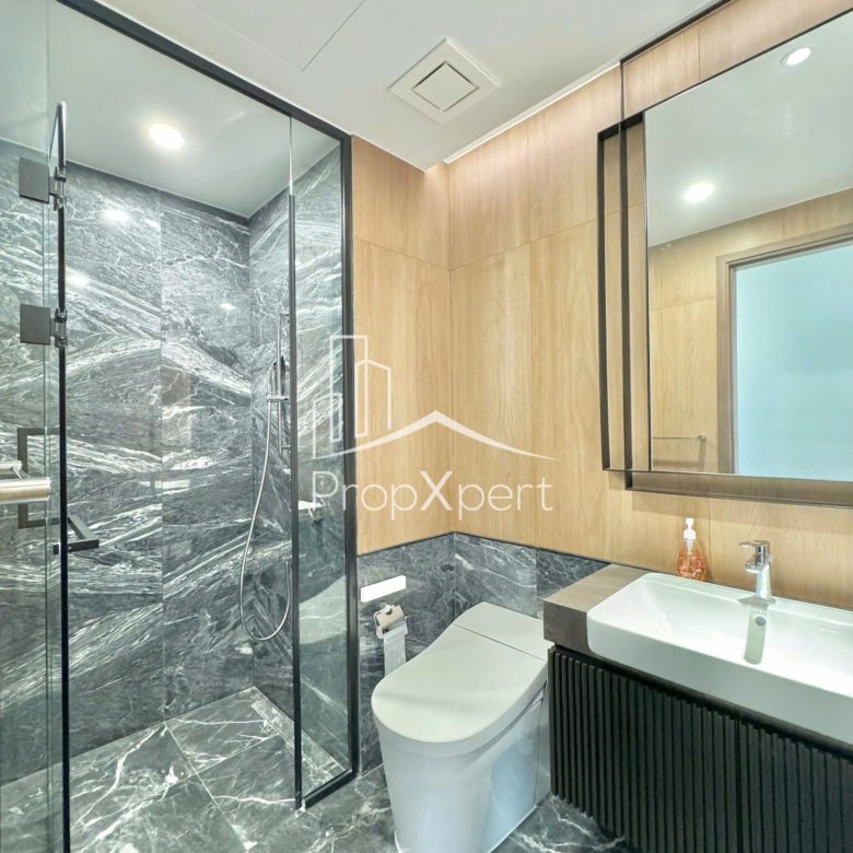 Lumiere Riverside / 2BR / $1,065