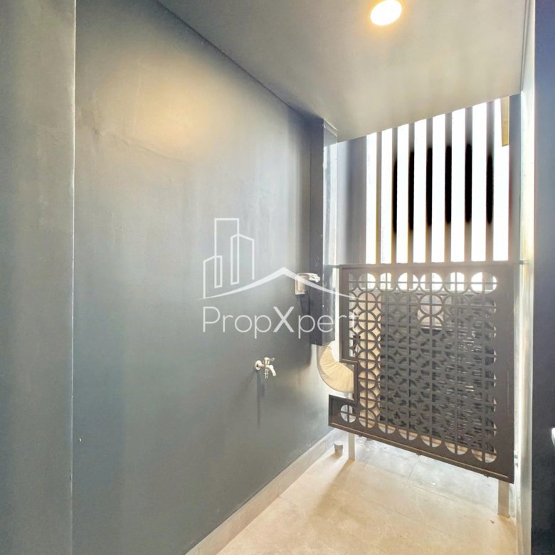 Lumiere Riverside / 2BR / $1,065