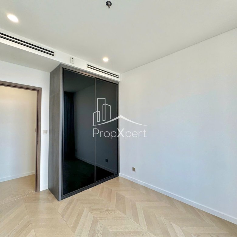Lumiere Riverside / 2BR / $1,065