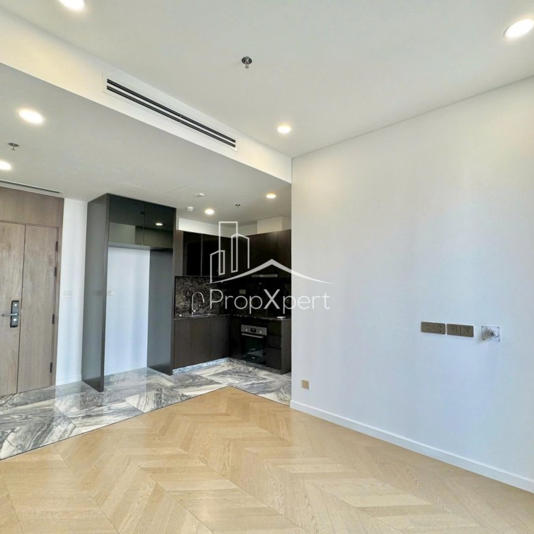 Lumiere Riverside / 2BR / $1,065