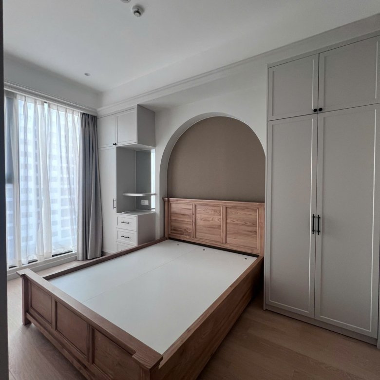 The Aurora / 2BR / $1,250