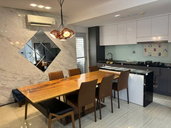 Happy Valley / 3BR / $1,520
