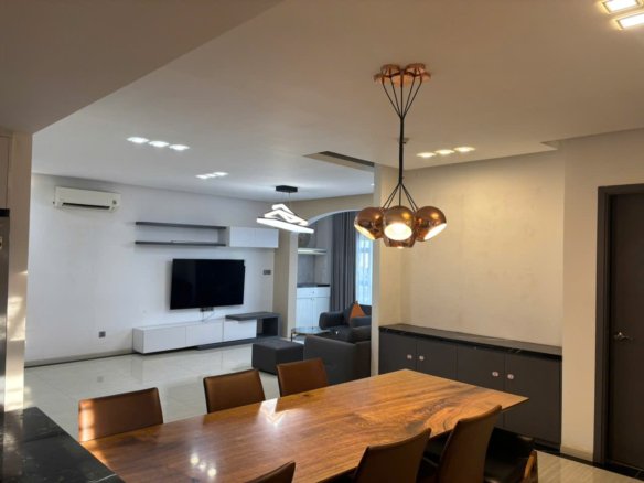 Happy Valley / 3BR / $1,520