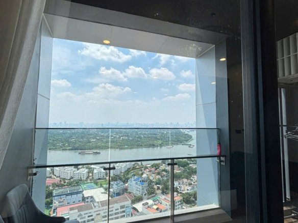 Lumiere Riverside / 3BR / $1,975