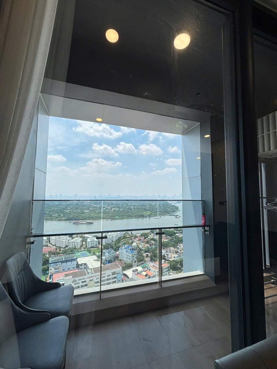 z7839152008634_2fcae50394928752b23e3f558800cdb4 Lumiere Riverside / 3BR / $1,975