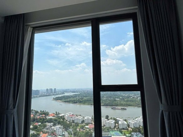 Lumiere Riverside / 3BR / $1,975