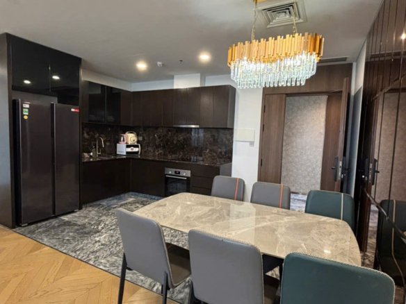 Lumiere Riverside / 3BR / $1,975