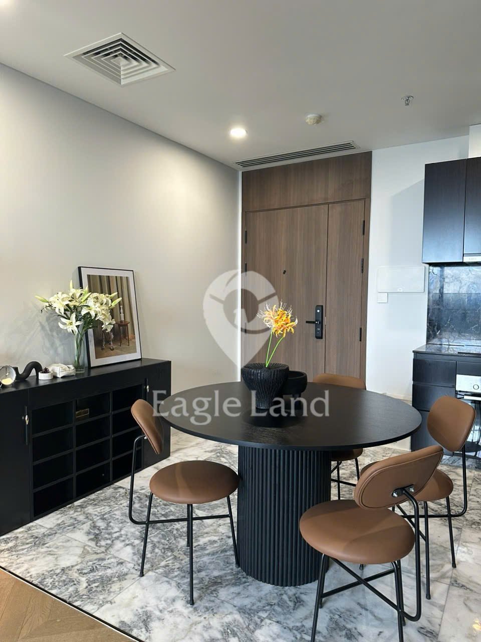 Lumiere Riverside / 3BR / $1,900