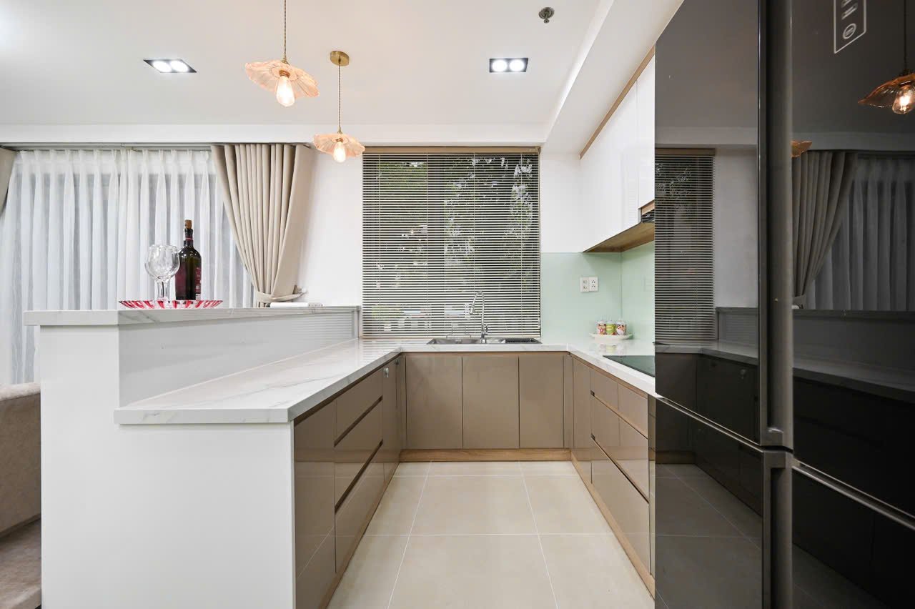 z7839179790857_ded0e58ea0ea41d25ecad478af103382 – Copy Masteri Thao Đien / Duplex 3BR / $2,200