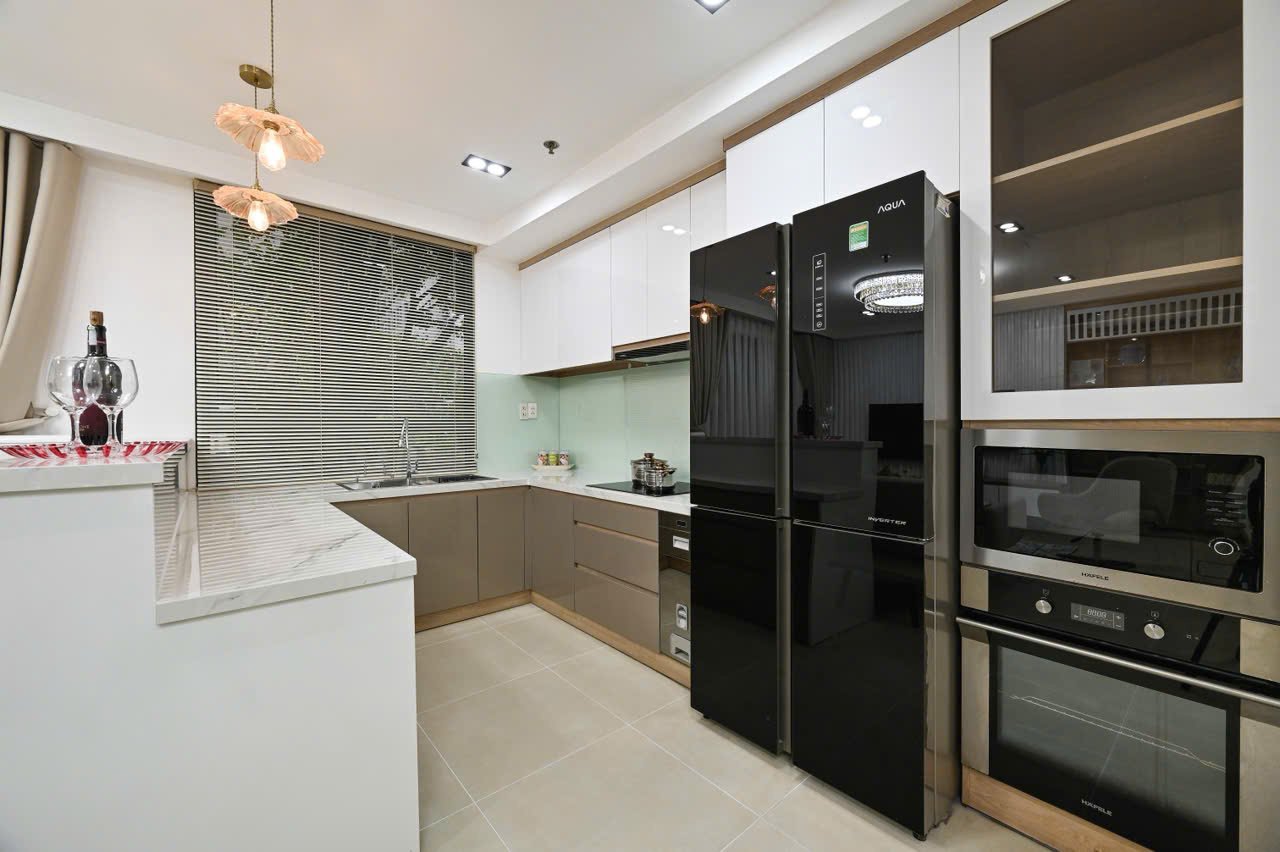 z7839179813306_6eba2a7d430a71ee457b3a762db59319 – Copy Masteri Thao Đien / Duplex 3BR / $2,200
