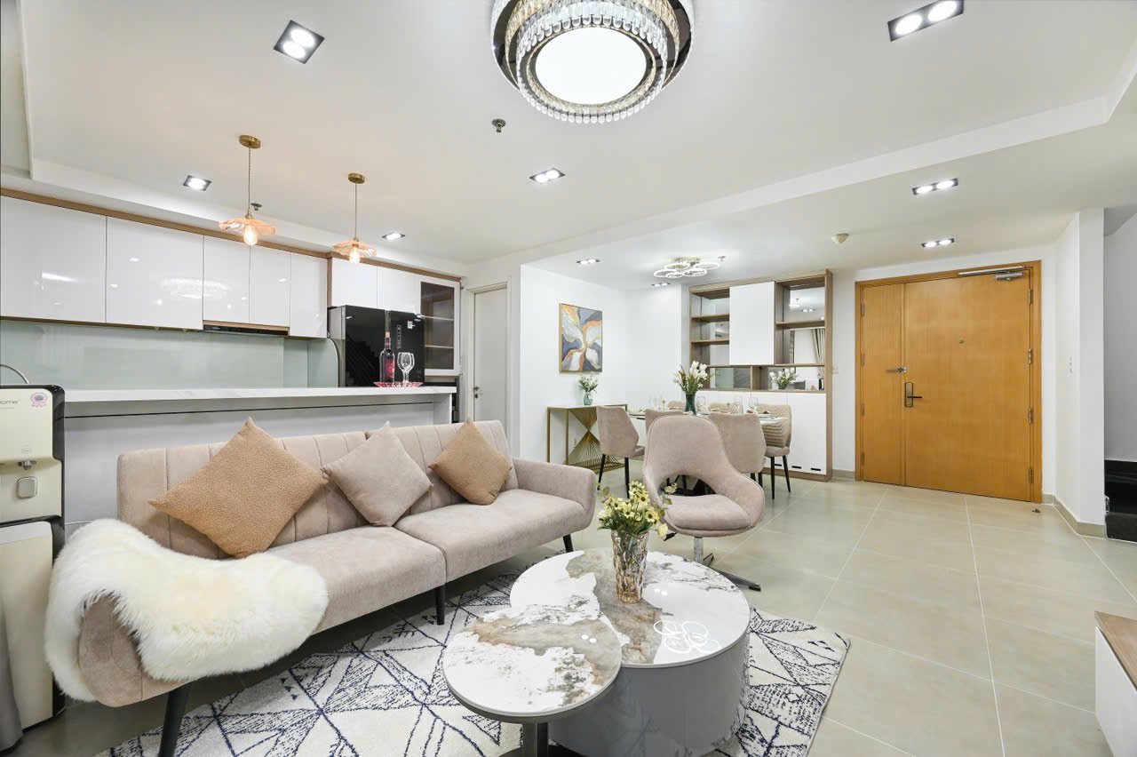 z7839179897503_2c8a3a043214fed38d18593d5419bef3 – Copy Masteri Thao Đien / Duplex 3BR / $2,200
