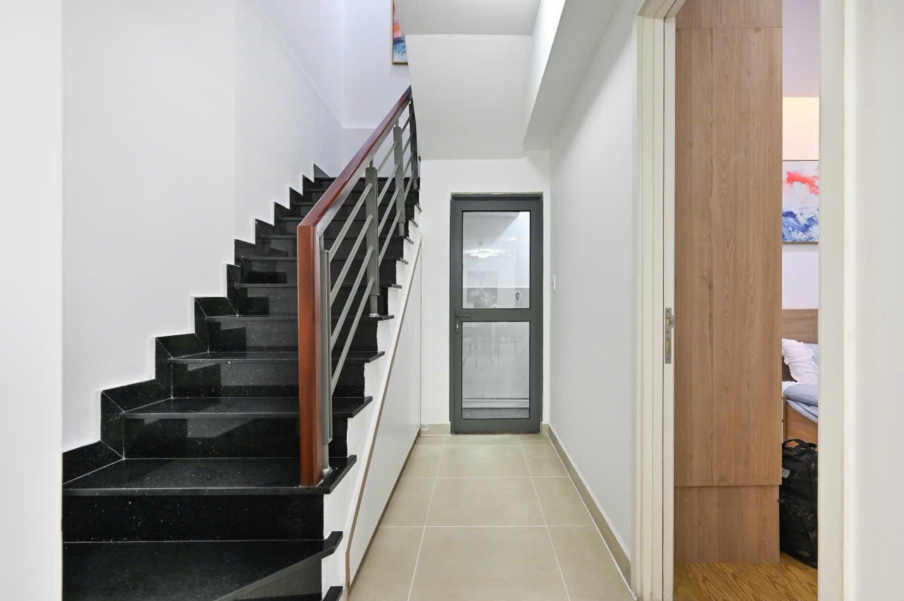 z7839179908233_211cf0a25dbf3dfd1a934cc1bb3b996b Masteri Thao Đien / Duplex 3BR / $2,200