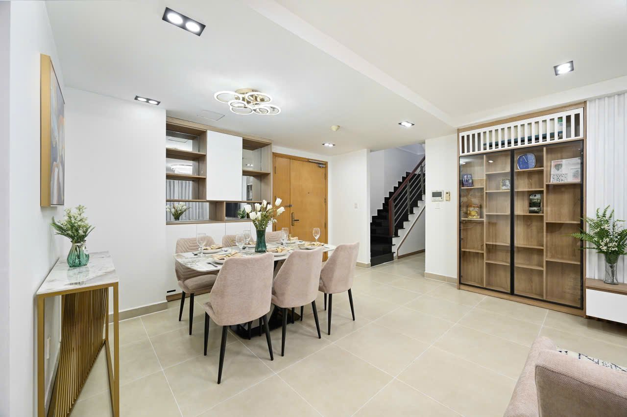 z7839179964344_a3d365d04018bd6d156fd9c7cf6770e1 – Copy Masteri Thao Đien / Duplex 3BR / $2,200