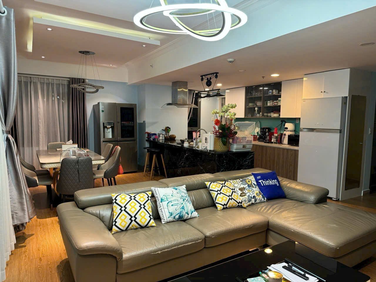 z7839189653032_4b25a399a41fda6cf036ce1a16b61856 Masteri Thao Đien / Duplex 4BR / $2,500