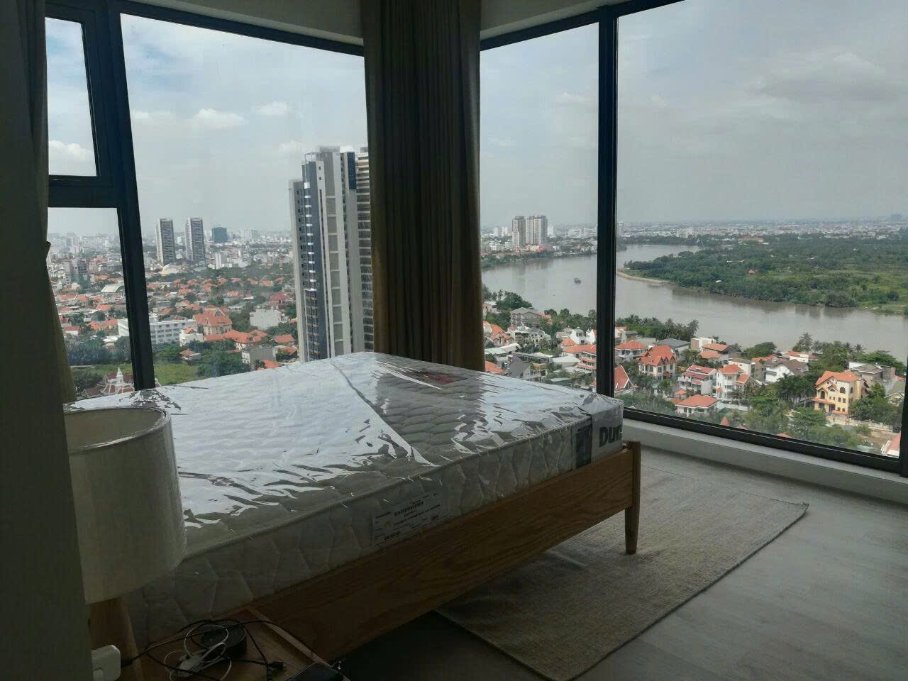 z7839239438385_23ef37f929cdc9daadb55c00e02ad3aa Gateway Thao Đien / 4BR / $3,500