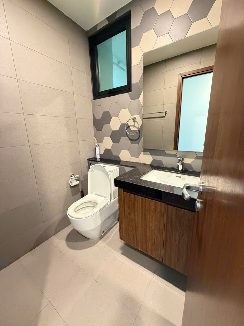 D’edge Thao Đien / 2BR / $1,600
