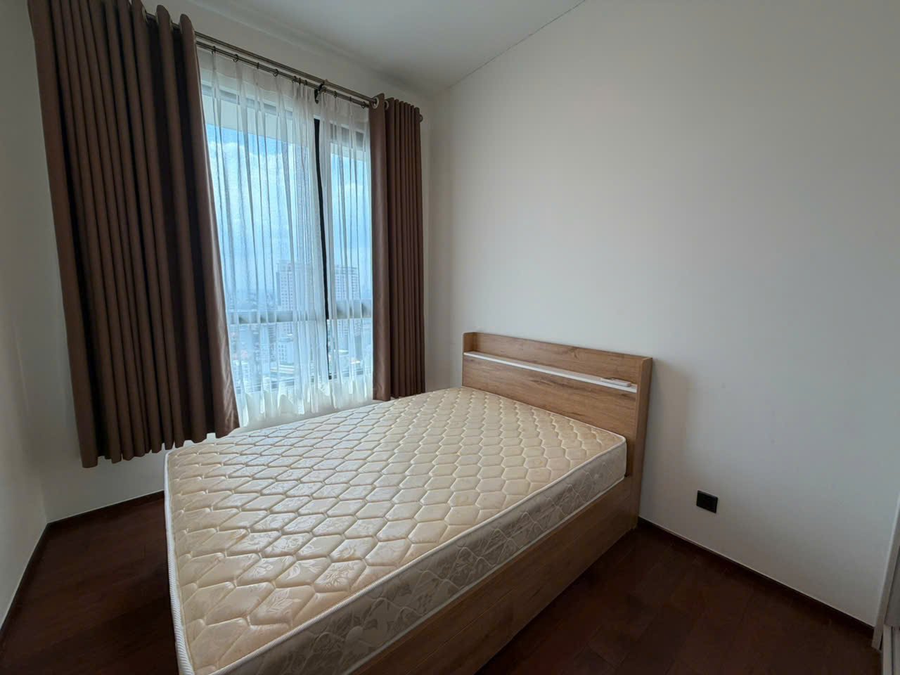 D’edge Thao Đien / 2BR / $1,600