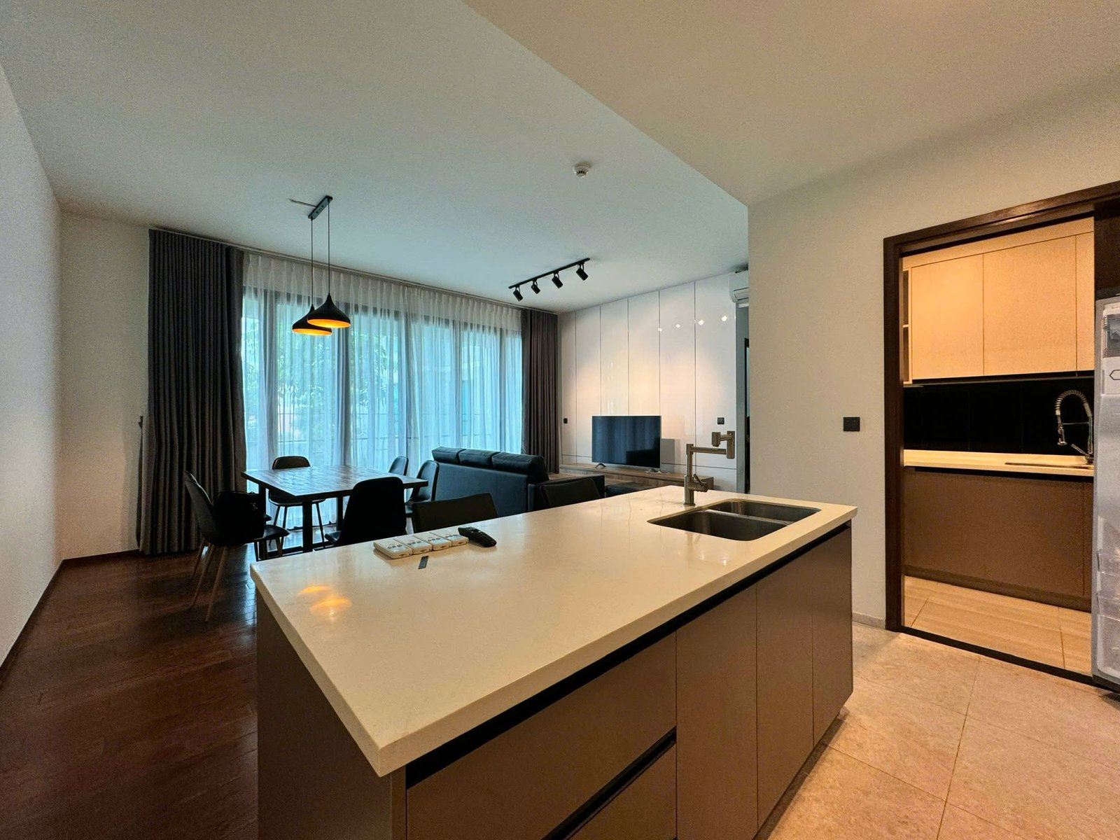 D’edge Thao Đien / 3BR / $3,040