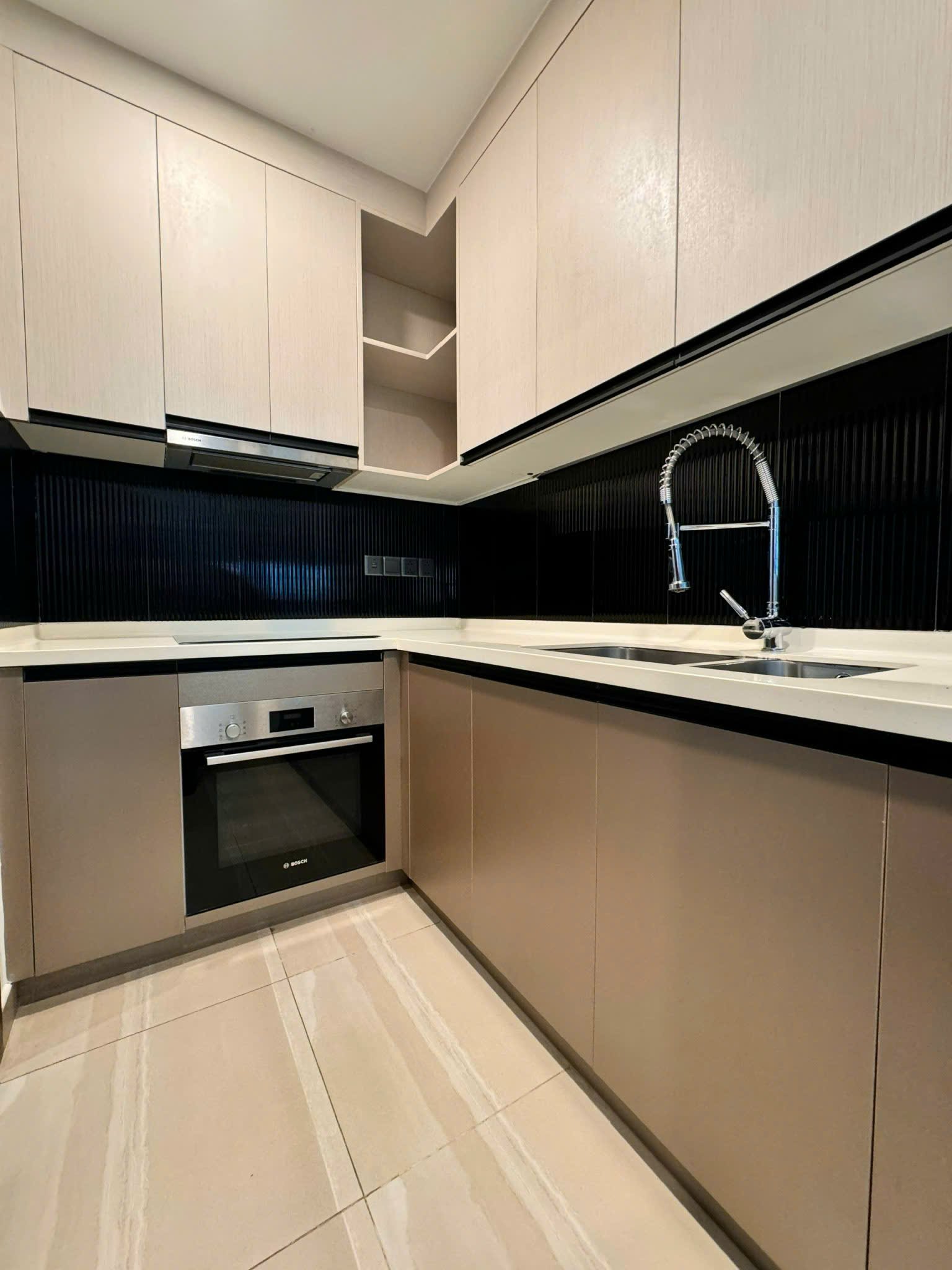 D’edge Thao Đien / 3BR / $3,040