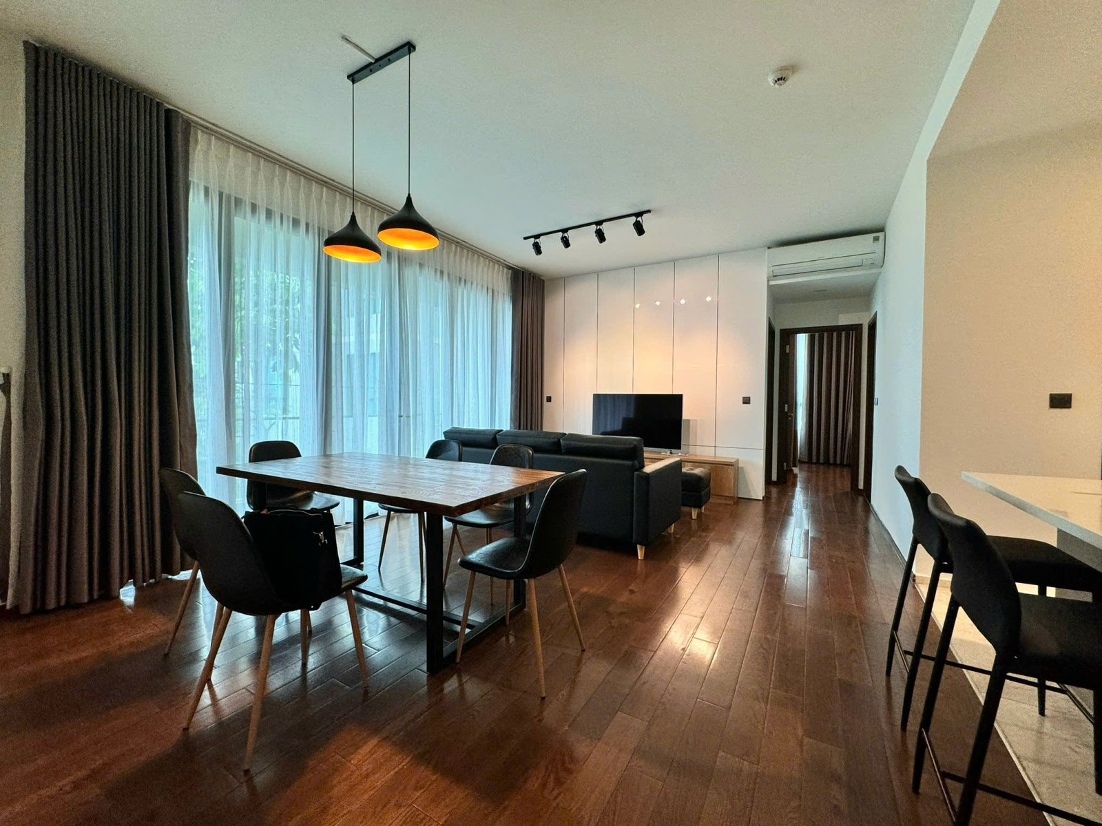 D’edge Thao Đien / 3BR / $3,040