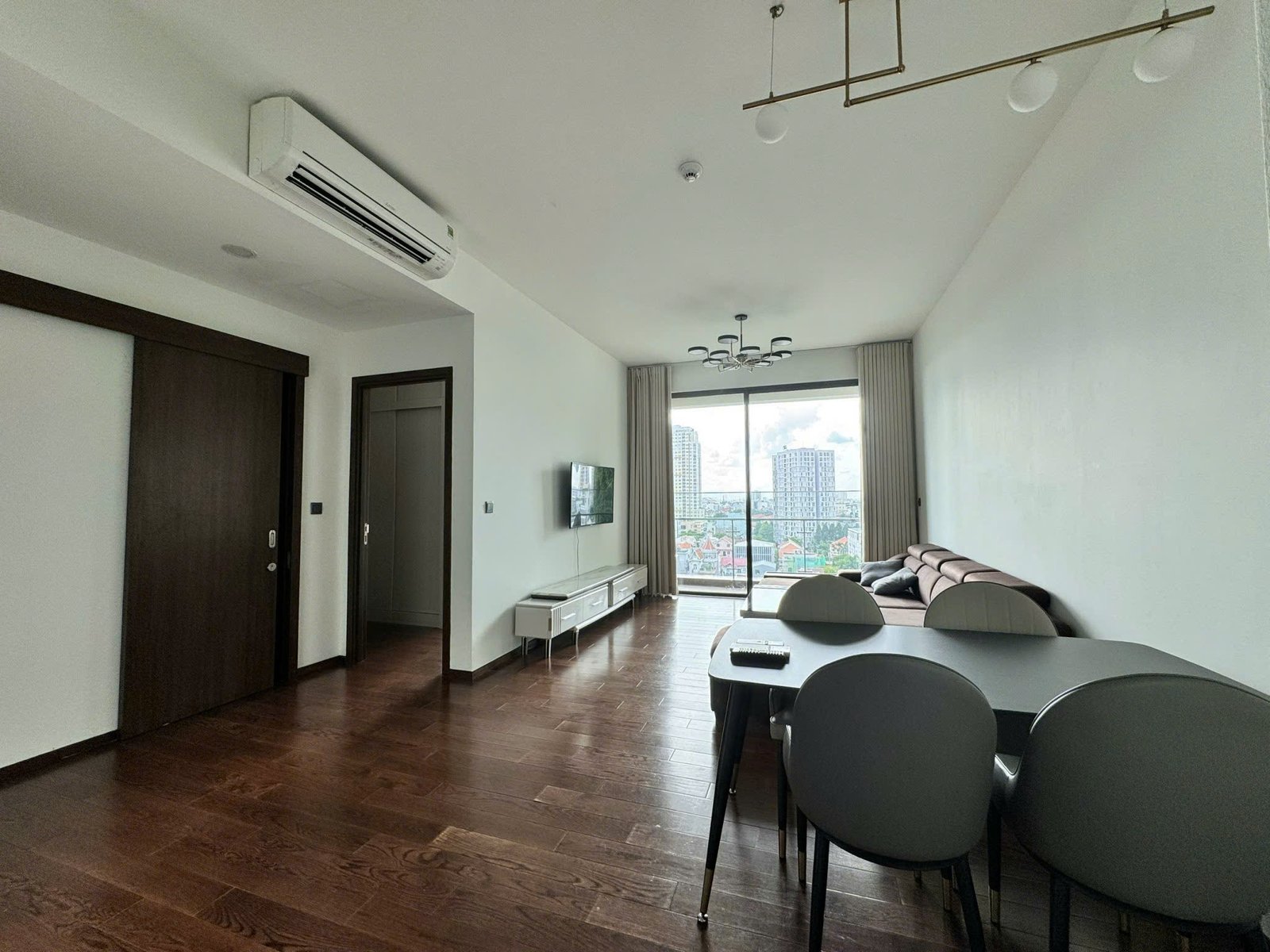 D’edge Thao Đien / 1BR / $1,025